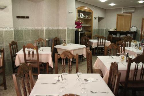 Hostal Restaurante Raton