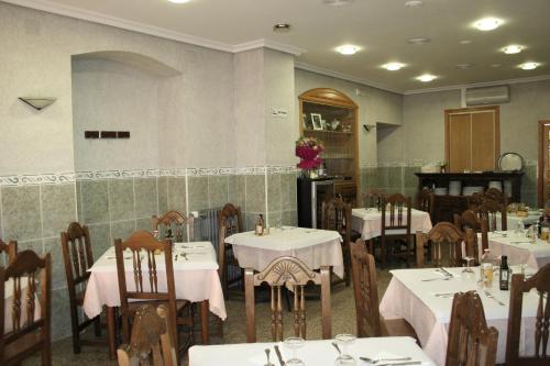 Hostal Restaurante Raton