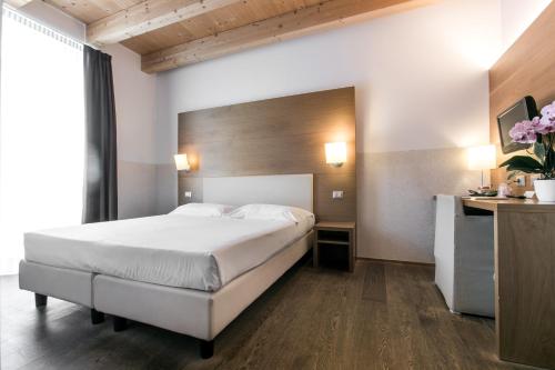 Hotel Operà - image 8