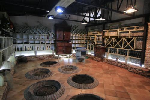Παροχές, Chateau Bruale in Κβάρλις