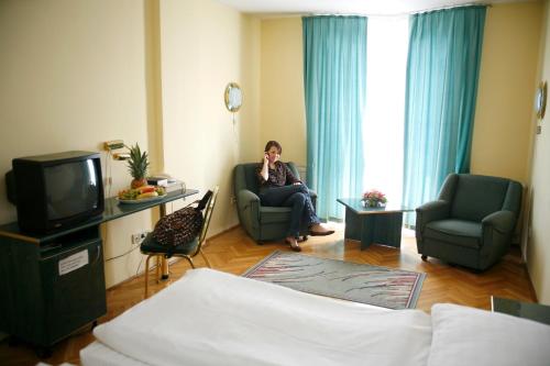 Hotel Bara Budapest, Budapest (photo 9)