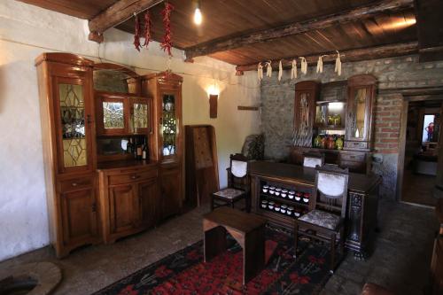 Παροχές, Chateau Bruale in Κβάρλις