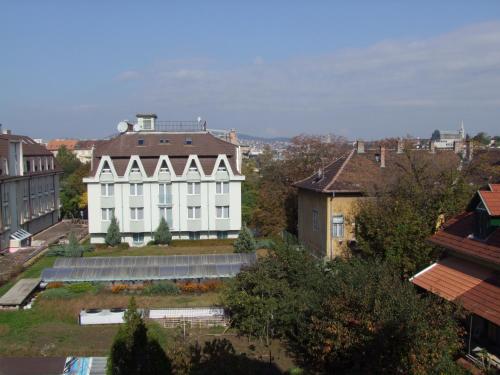 Hotel Bara Budapest - image 9
