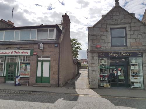 Vistas, Yvi's 2Bedroom 2Bathroom Apartment in Inverurie