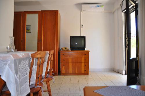 Delphin Hotel Side - image 4
