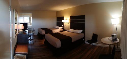 2 double beds