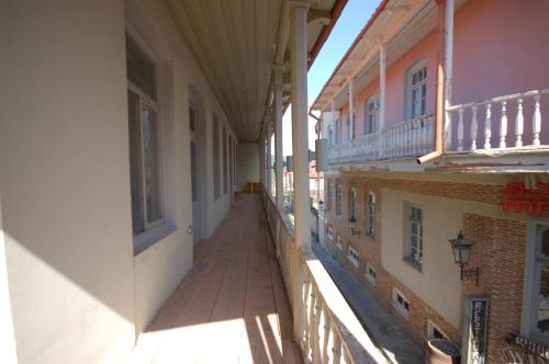 Erkély/terasz, Nana's Guest House in Signali