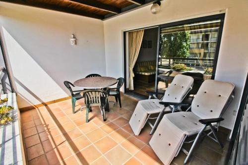 Apartamento T1 em Lagos com piscina e garagem