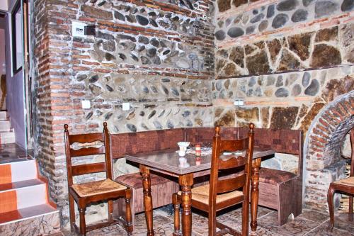餐廳, California Guest House in 戈雷
