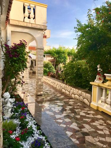 Apartmani Rab 4