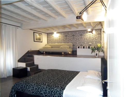 Relais Palazzo Taverna - image 8