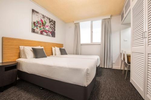 Nightcap at Waltzing Matilda Hotel