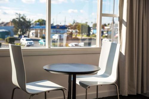 Nightcap at Waltzing Matilda Hotel