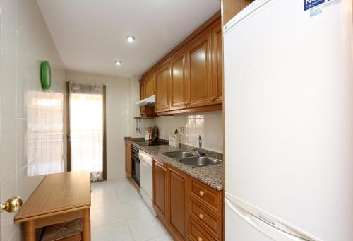Apartment in Calpe with 3 bedrooms and 2 bathrooms.