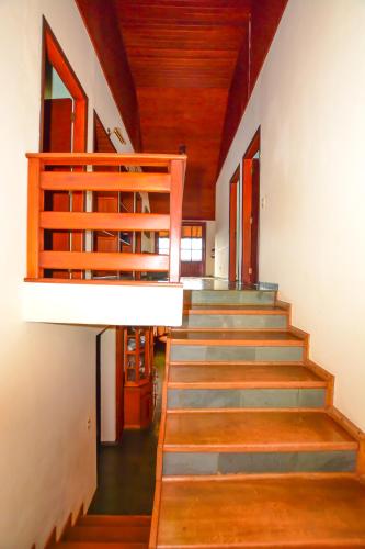 Casa com 5 suites na Mantiqueira