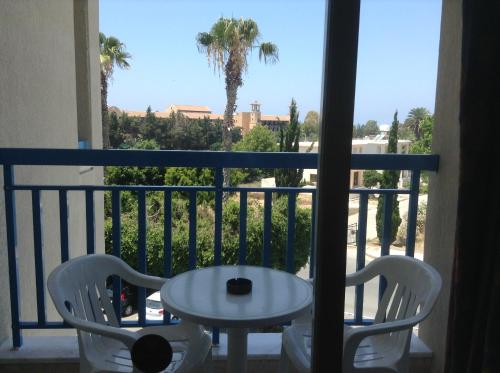 Kissos Hotel - image 7
