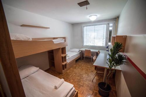 Single Room with Shared Bathroom