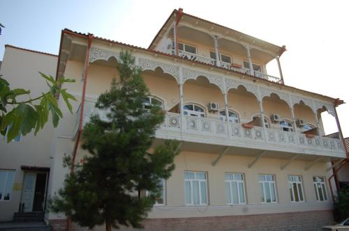 Memphis Palace