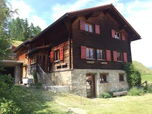Chalet Nidus Montis in Wergenstein, Schweiz