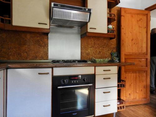 Konyha, Xalet Riba - hut 8077 in Mas de Ribafeta