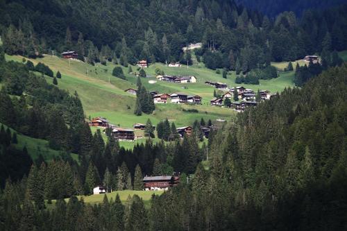 Apkārtne, Albergo Diffuso Sauris in Lateis in Sauris