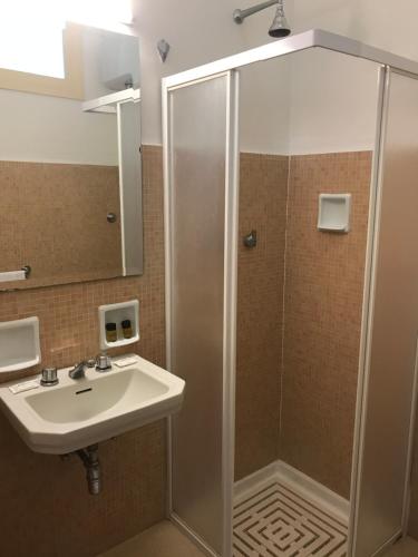 Hotel Mediterranée - image 10