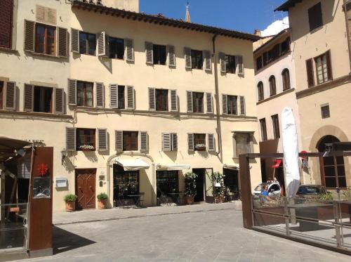 La Casa Del Garbo - Luxury Rooms & Suite - image 2