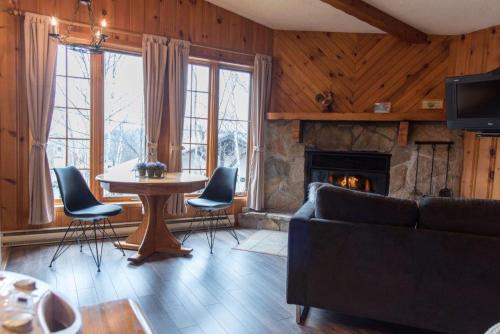 Chalets Chanteclair Resort Canada