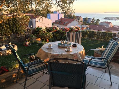  Panorama Apartment, Ferienwohnung in Podstrana