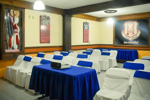 104921195 Hotel Temático Mision Colonial