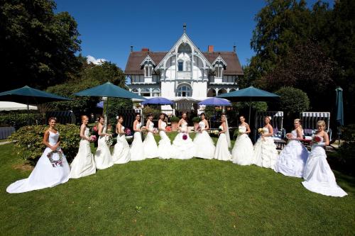 Hotel Barleben am See - main image