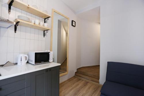 Apartment 23