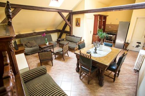 Létesítmények, Luna apartment in Podbara