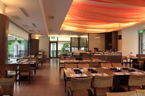 Restaurant, 麗多森林溫泉酒店 in Yangmei District