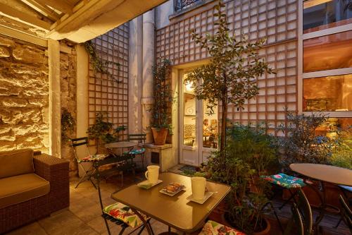 Hôtel de Sèvres - image 3