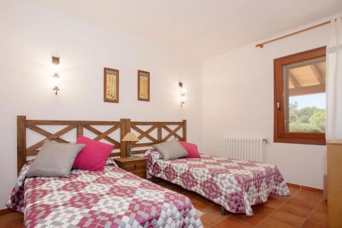 Son Auba - image 11