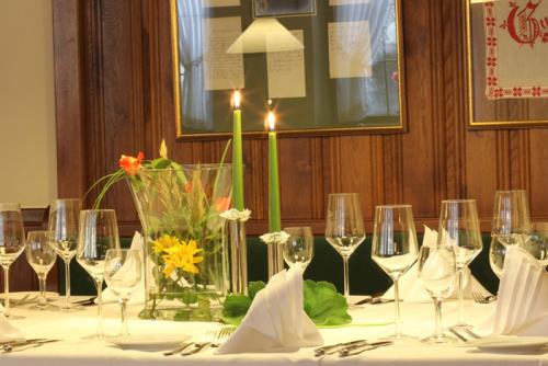 Restaurant, Gasthof zum Schwan in Kürnach