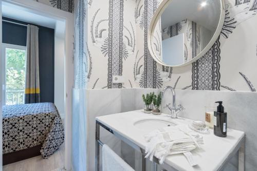 Chezmoihomes Trinidad Deluxe 2 - image 4