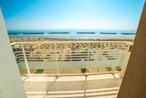 Hotel Ideal – Cupra Marittima, MO