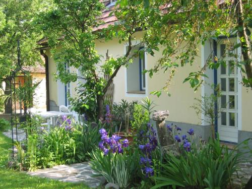  Ferienhaus Feny, Ferienwohnung in Tüskevár