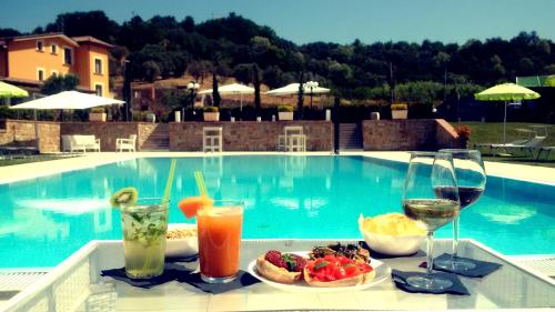 Peldbaseins, Casale degli Ulivi Resort in Moio della Civitella