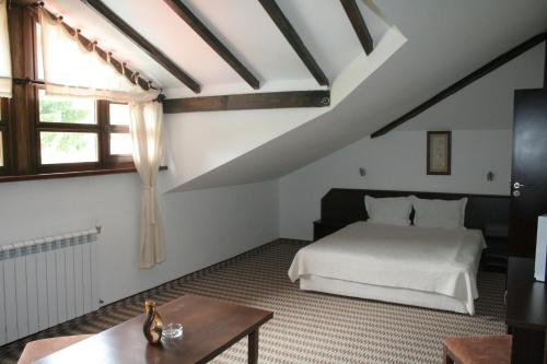 Family Hotel Bile - image 2