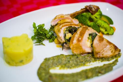 The Manor Hotel The Manor Hotel图片