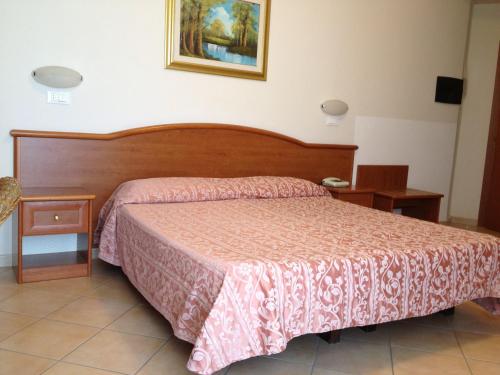 1 twin bed