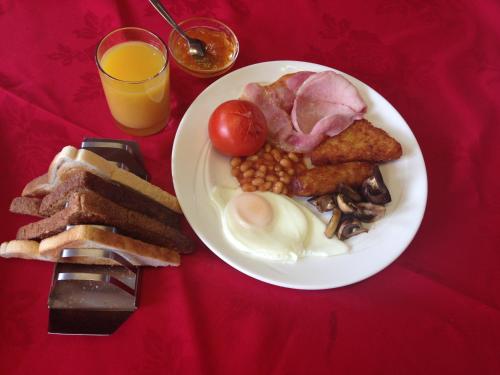 Lindum Lodge - image 2