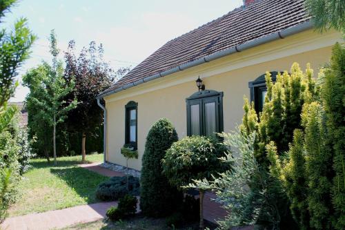 Viesnīcas āriene, Rábagyarmati Apartman (Rabagyarmati Apartman) in Rábagyarmat