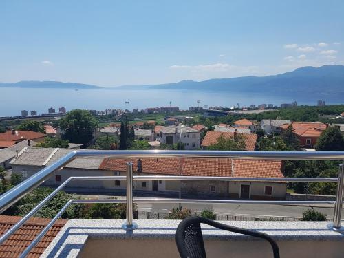 Apartment with Sea View image 9