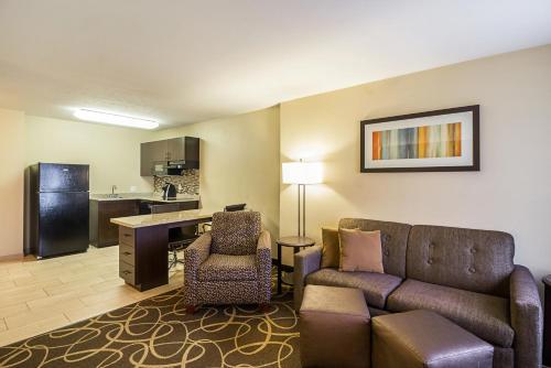 MainStay Suites Fargo - I-94 Medical Center