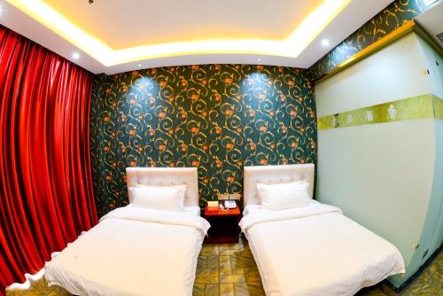 Qu Fu Sheng Yuan Jiu Dian Hotel Jining In China - 