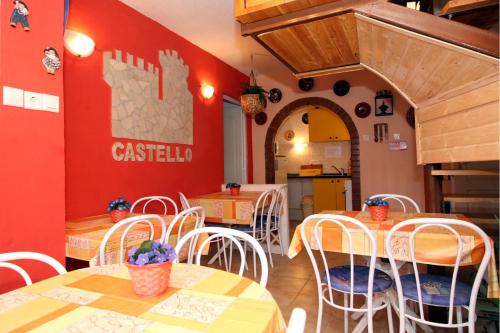 Castello Vendég és Apartmanház - image 7